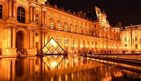 Visiting the Louvre Museum: 15 Top Highlights 